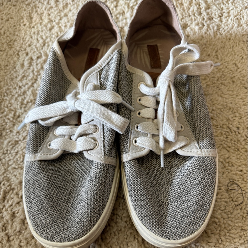 OLUKAI Pehuea Li Women's Slip On Sneakers, Size 7 Taupe/Beige